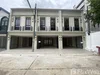 listing thumbnail image 9