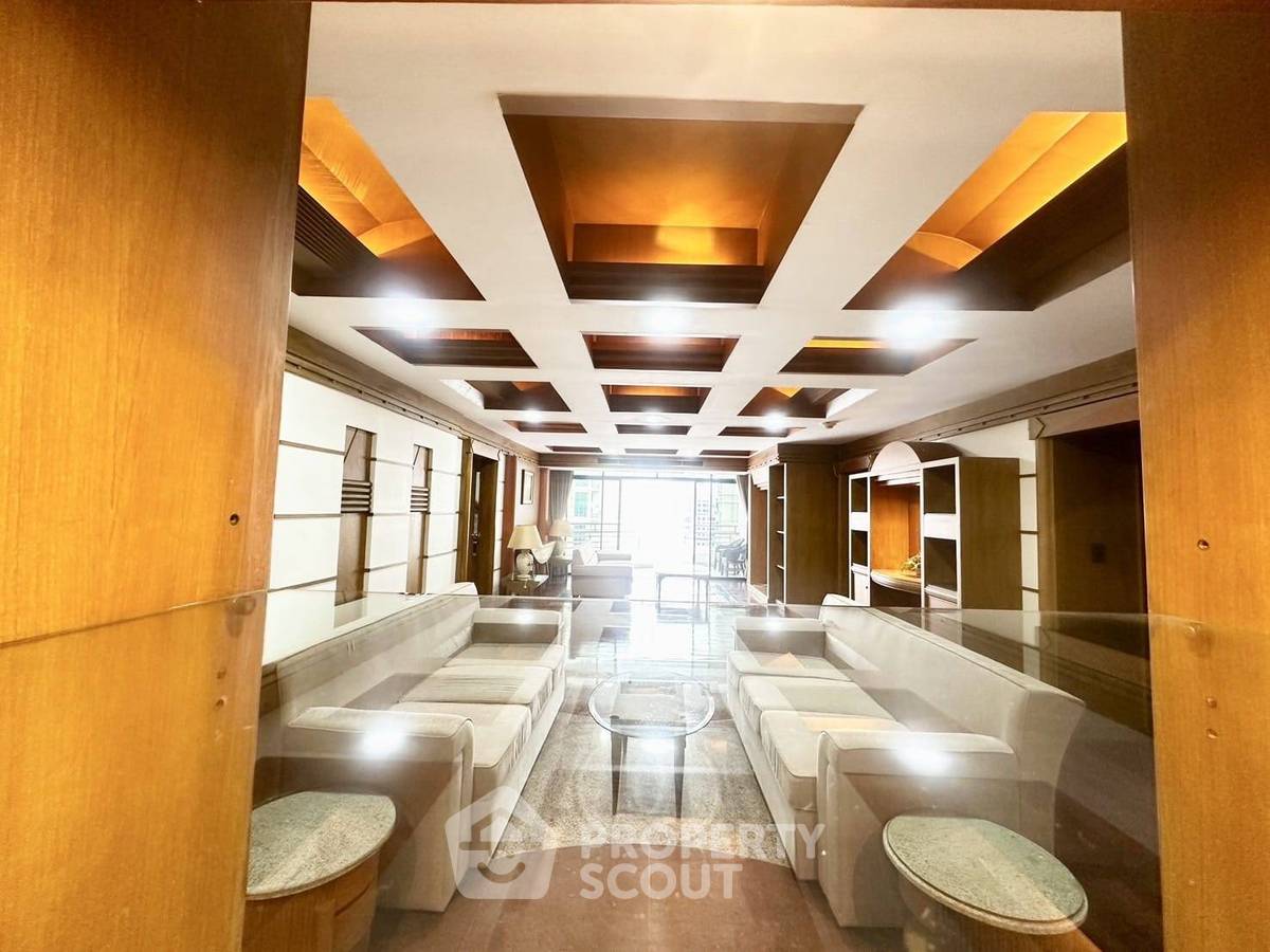 รูป คอนโด 4 ห้องนอน ชั้น 33 ขนาด 306 ตร.ม. Mahogany Tower Condominium ใกล้ MRT ศูนย์การประชุมแห่งชาติสิริกิติ์ (ID 3256253) - รูปที่ 3/20