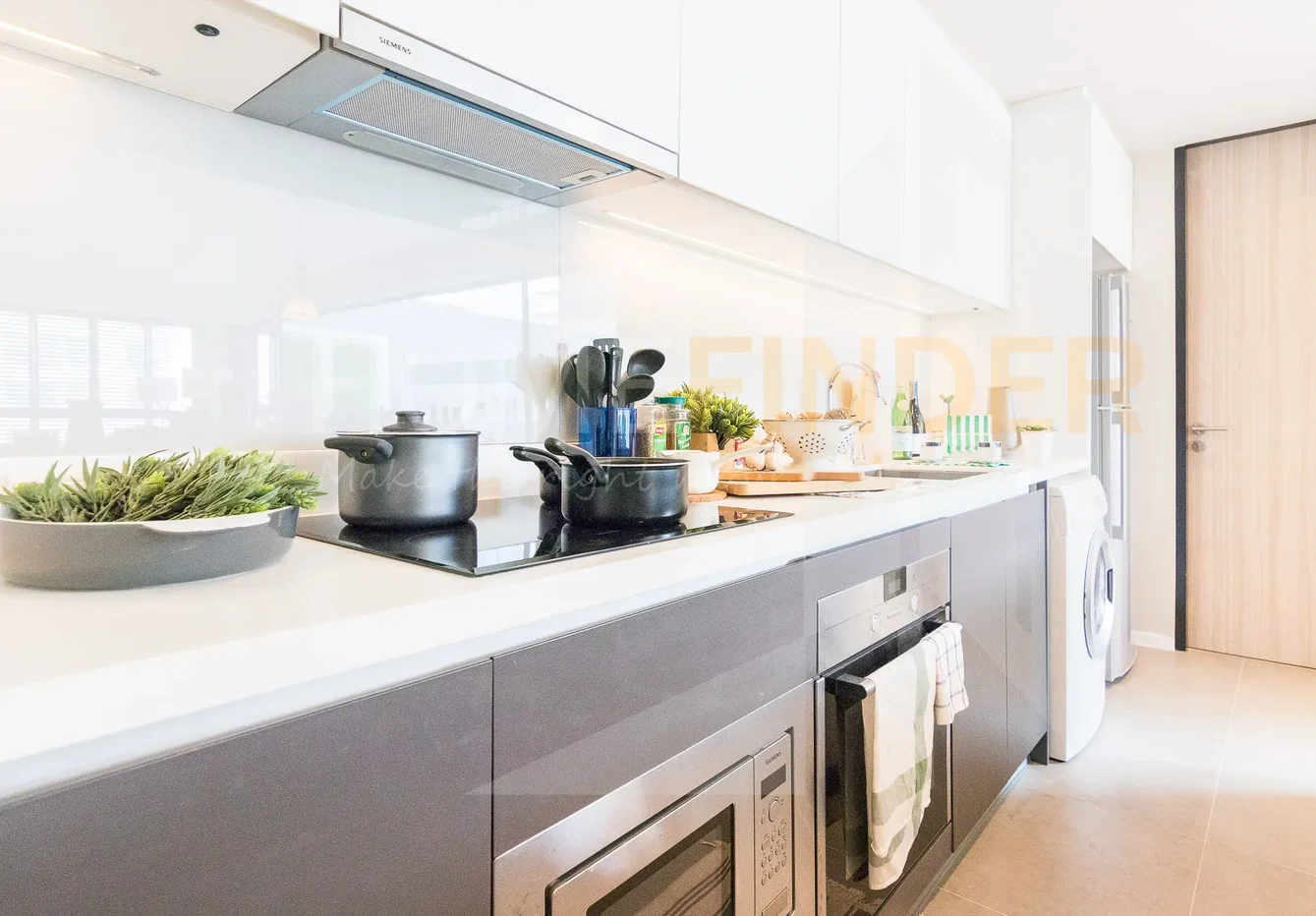 picture Circle S Sukhumvit 12 3 bedrooms, for sale - 12/15