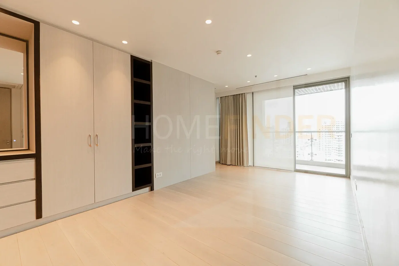 picture The Lakes 3 bedrooms, for rent - 11/16