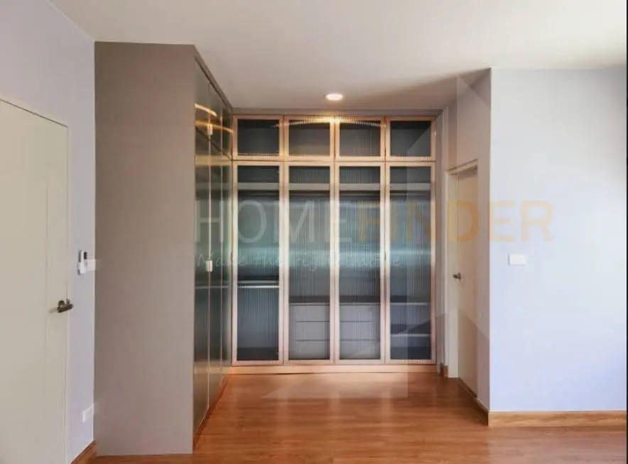 picture Centro Bangna 4 bedrooms, for sale - 6/8