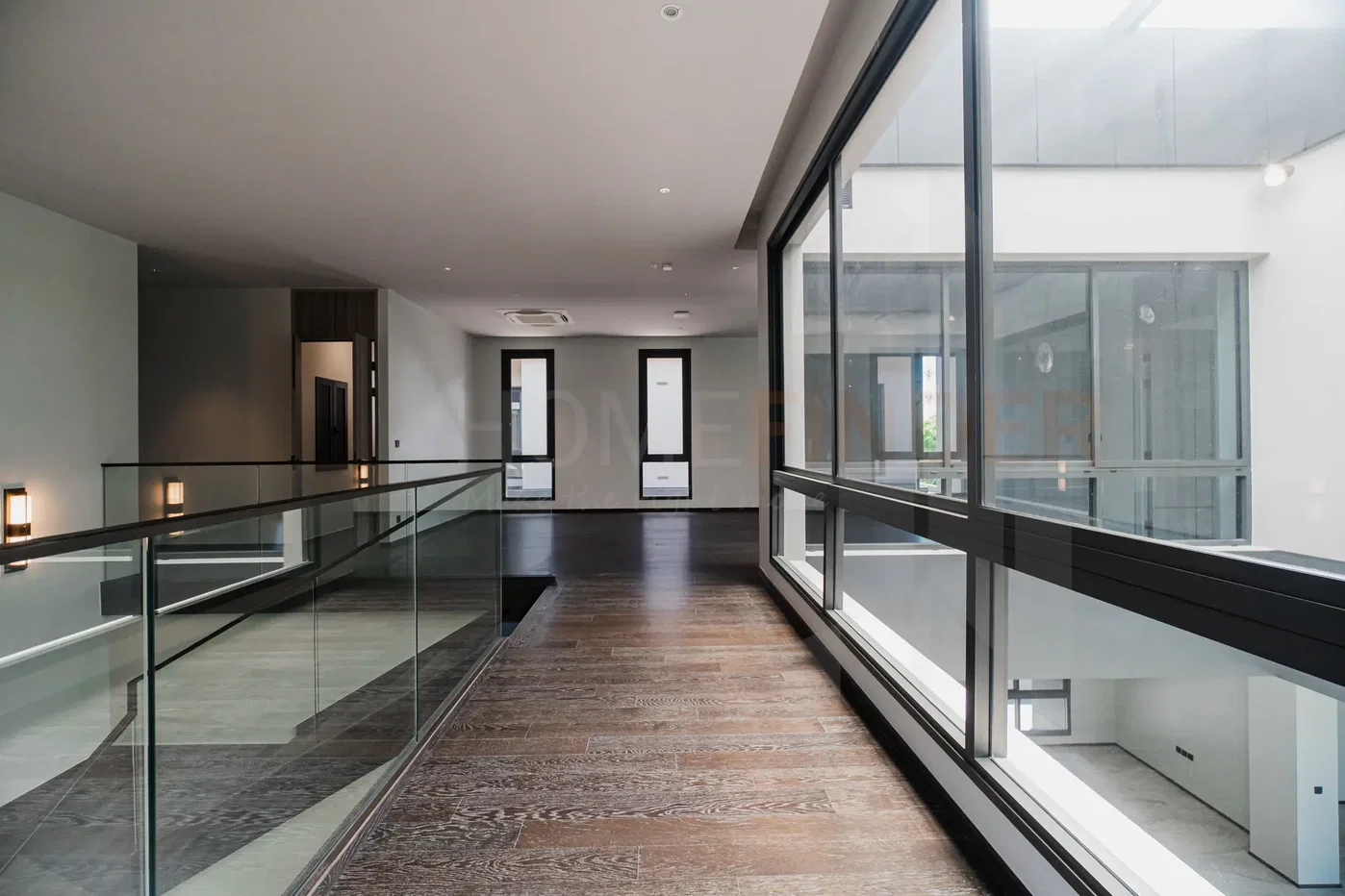 รูป Siraninn Residences Pattanakarn 5 bedrooms, for sale - รูปที่ 9/16
