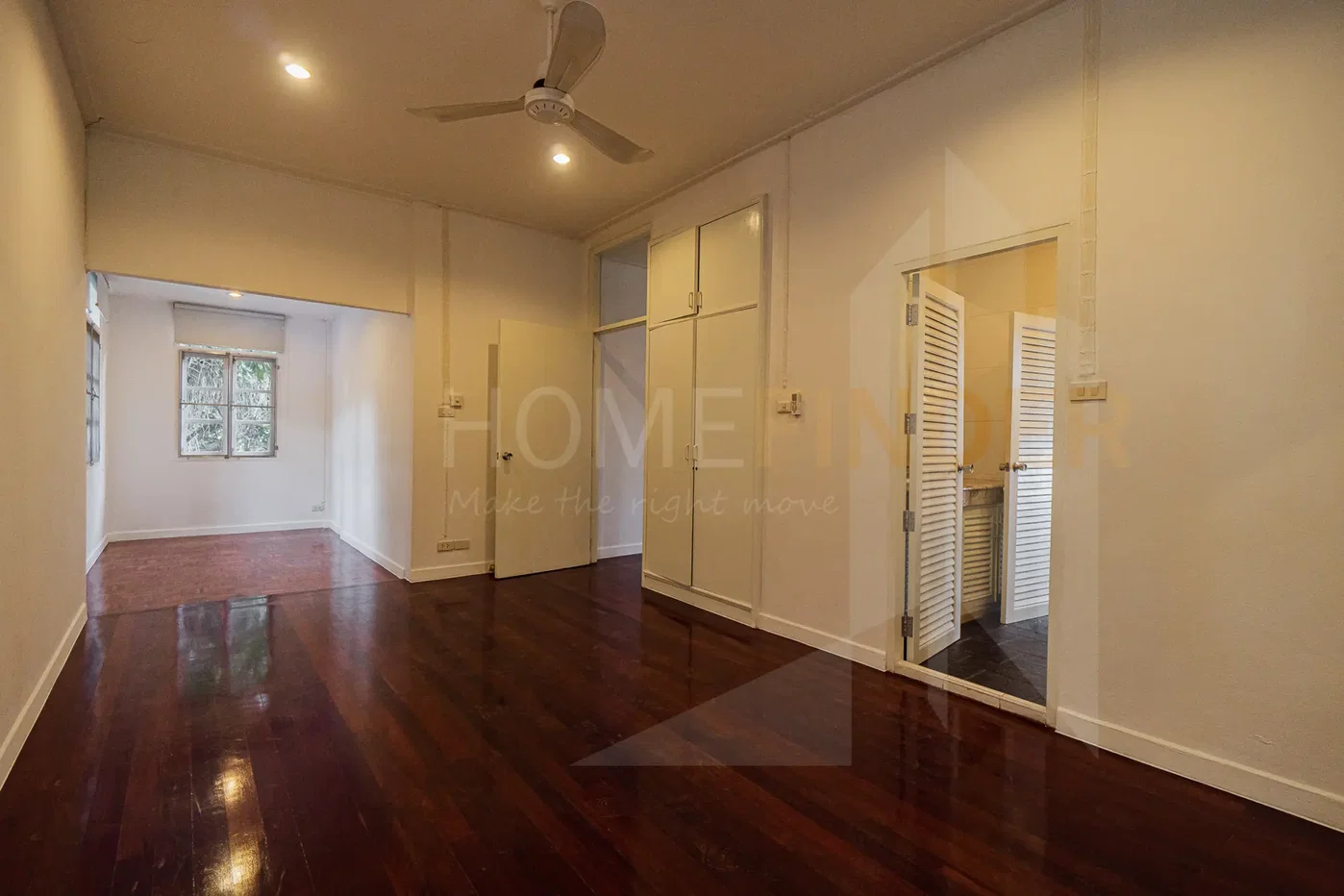 รูป House Ekkamai 5 bedrooms, for rent - รูปที่ 6/10