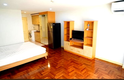 Condos for rent : 1Bed | 1Bath | BTS Sala Daeng | 35sqm | THB 16,000/mo | Fl.7 — Silom Terrace Bangkok
