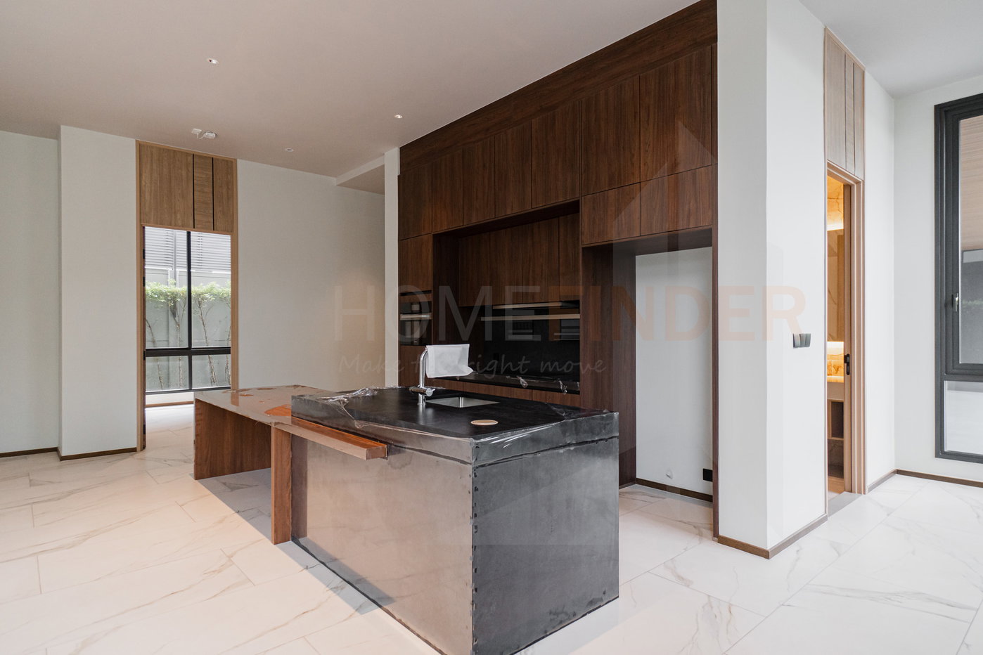 รูป Siraninn Residences Pattanakarn 5 bedrooms, for sale - รูปที่ 4/11