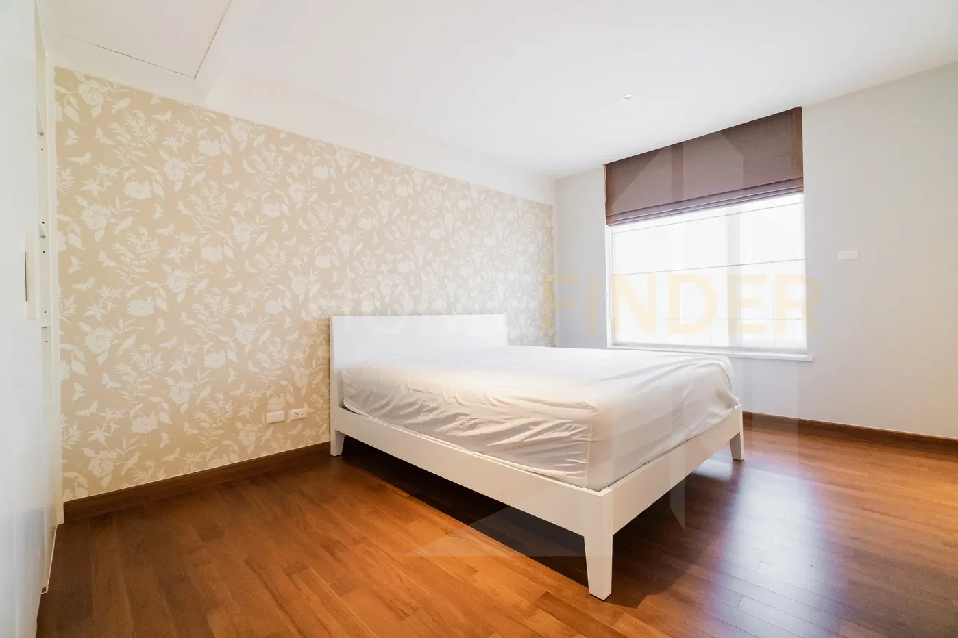picture All Season Mansion 3 bedrooms, for rent - 15/23