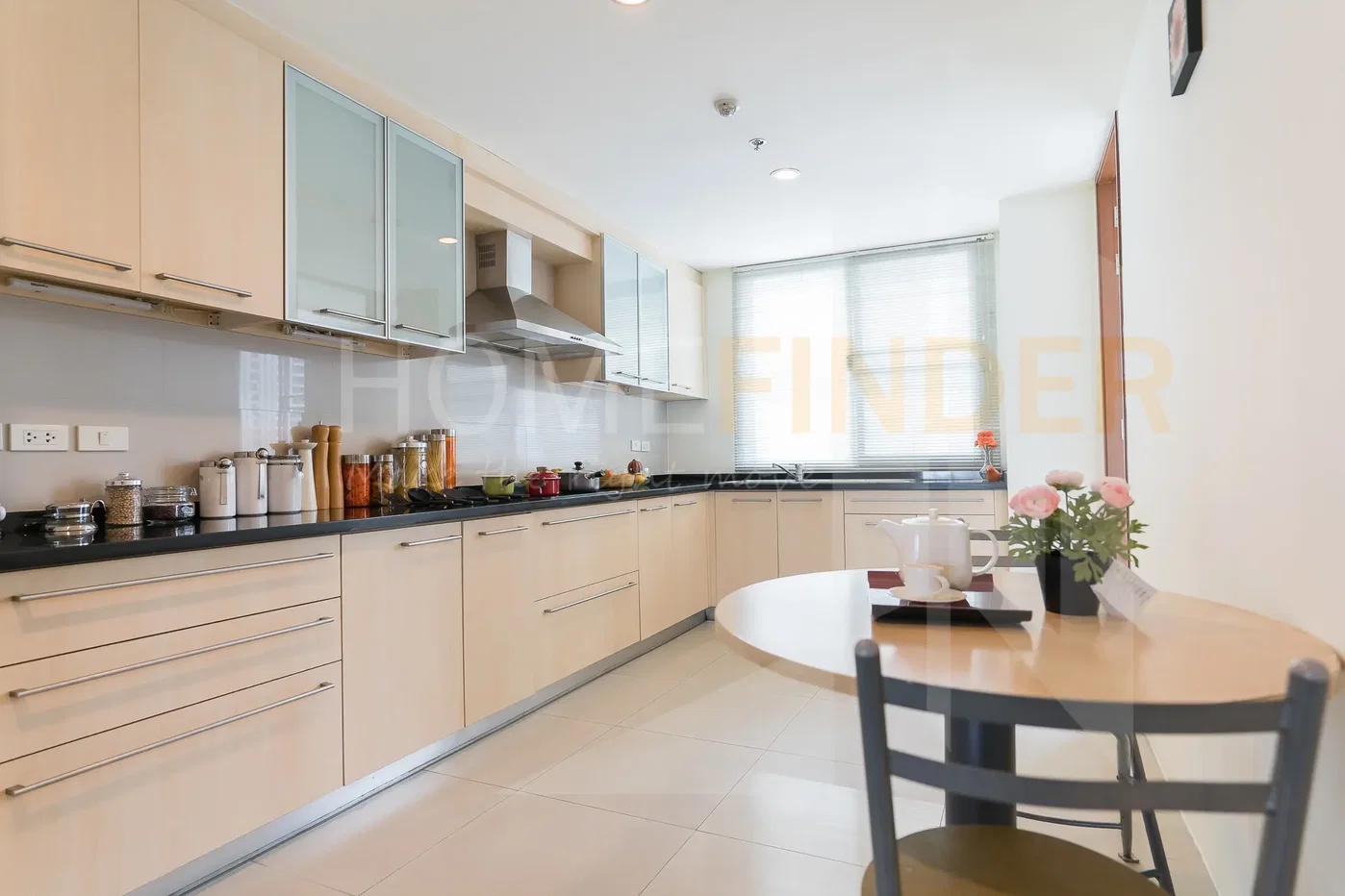 รูป Sathorn Gallery Residences 3 bedrooms, for rent - รูปที่ 13/17