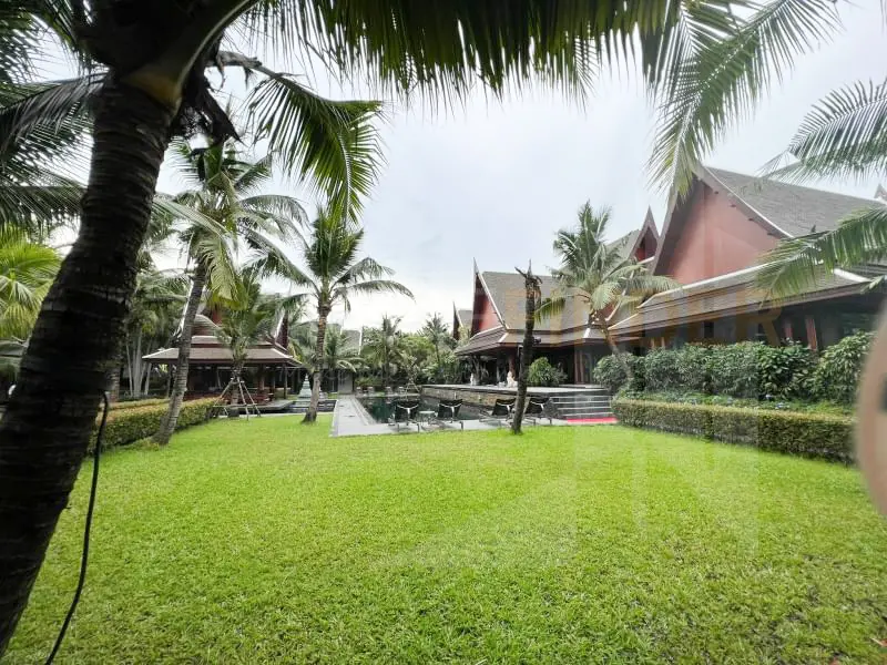 รูป Resort Style Residence in Soi Nuanchan 7 bedrooms, for sale - รูปที่ 3/10