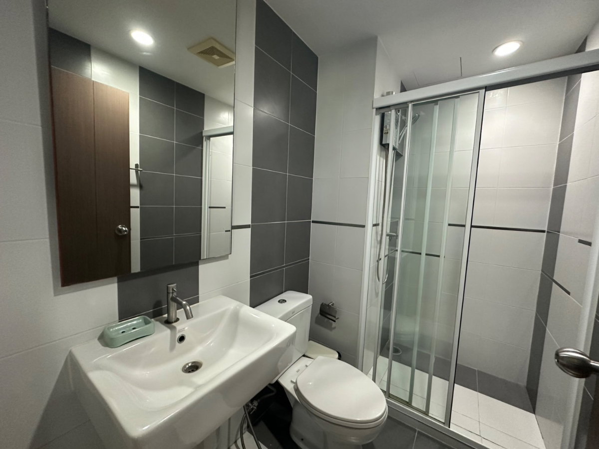รูป ว่างพร้อมอยู่ 🥰 25,000 The Base Sukhumvit 77 BTS อ่อนนุช ใกล้ Bic C contact Line:katk03 - รูปที่ 11/12