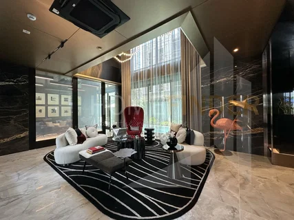 95E1 4 bedrooms, for sale