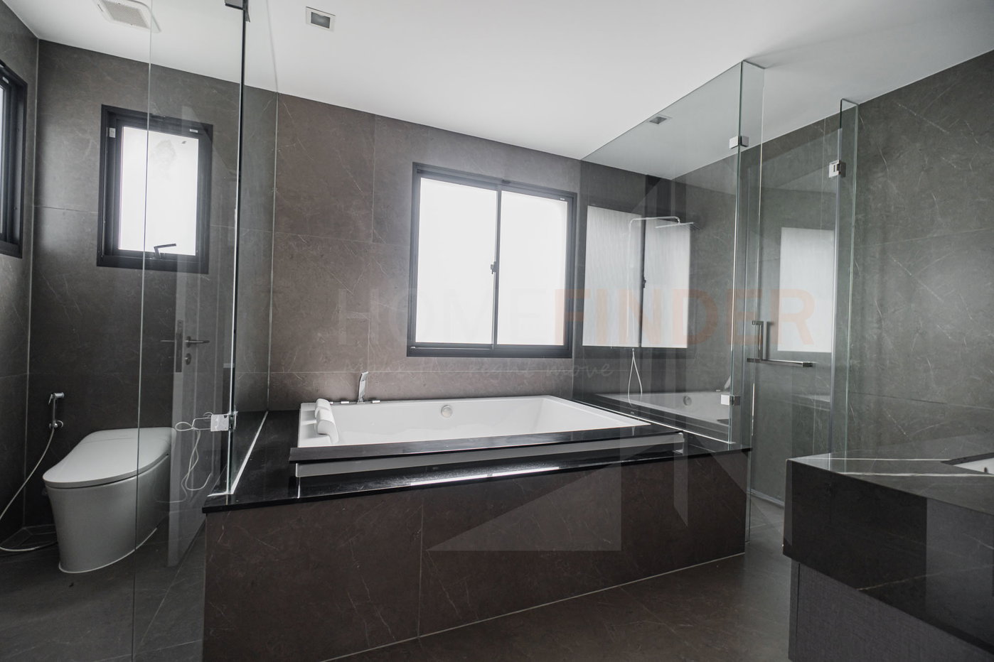 picture Grand Bangkok Boulevard Ratchaphruek - Pinklao 5 bedrooms, for sale - 12/20
