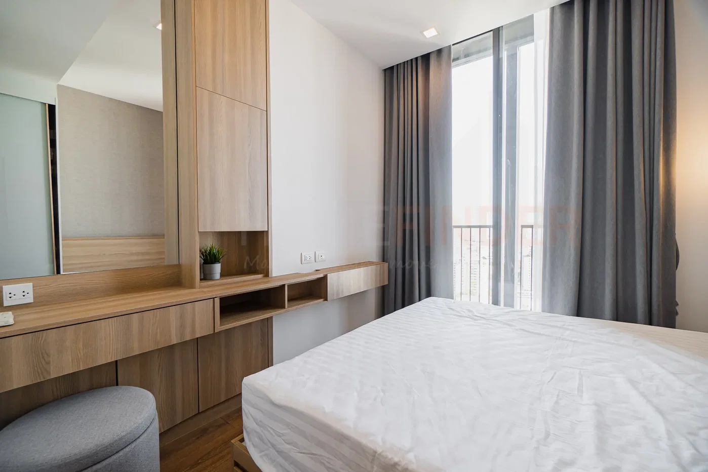 picture Noble BE 33 2 bedrooms, for sale - 5/13