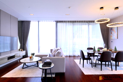 Condos for rent : Marque Sukhumvit near BTS Phrom Phong Luxury Condo at Special Price