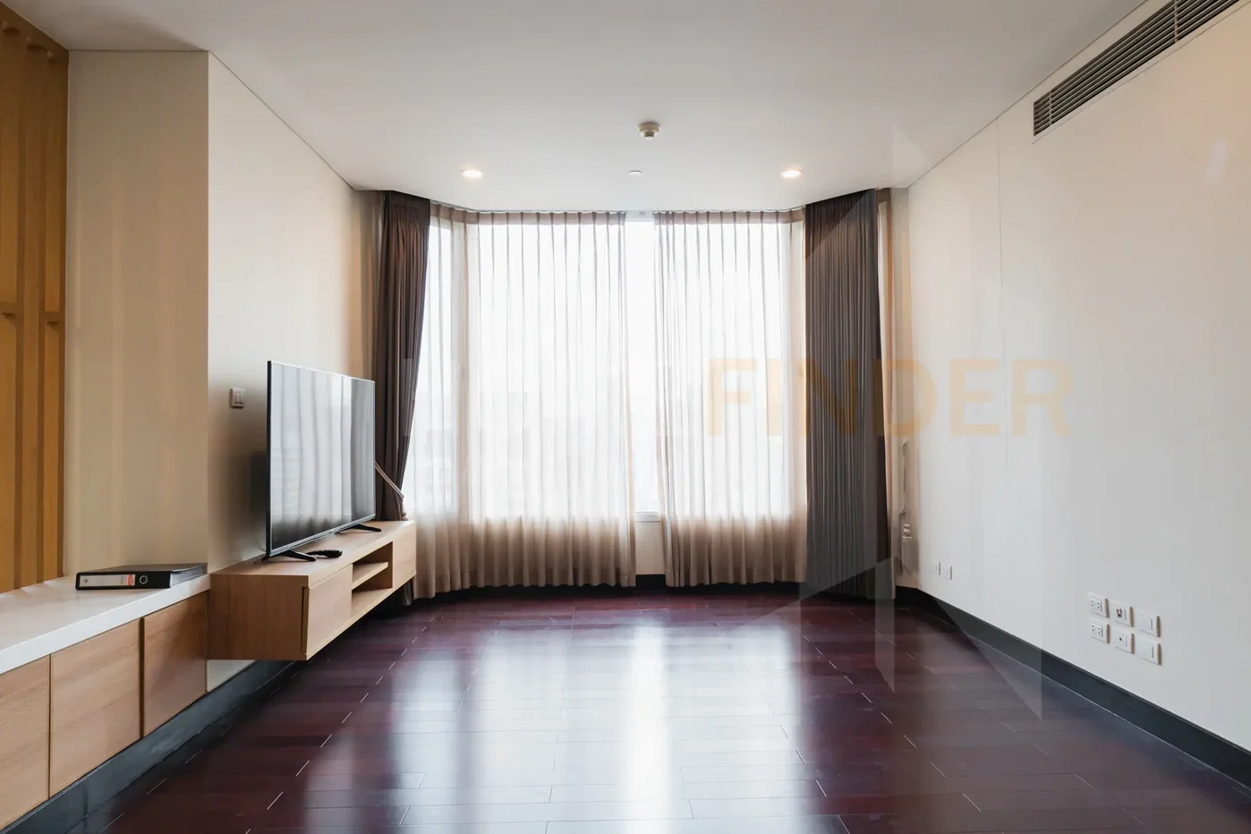 picture The Park Chidlom 3 bedrooms, for rent - 2/33