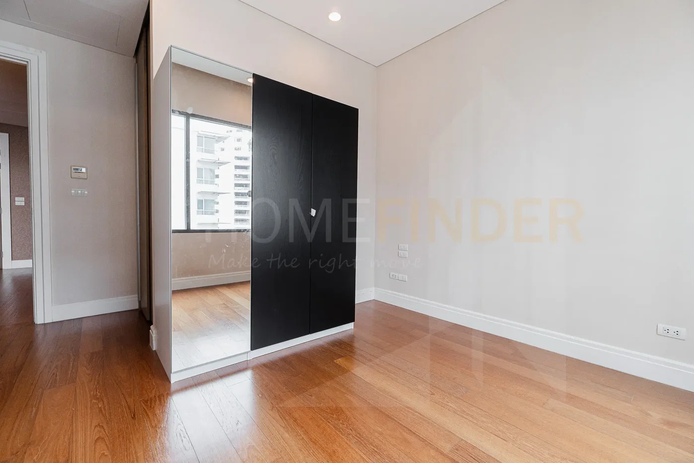 picture Bright Sukhumvit 24 3 bedrooms, for rent - 8/11