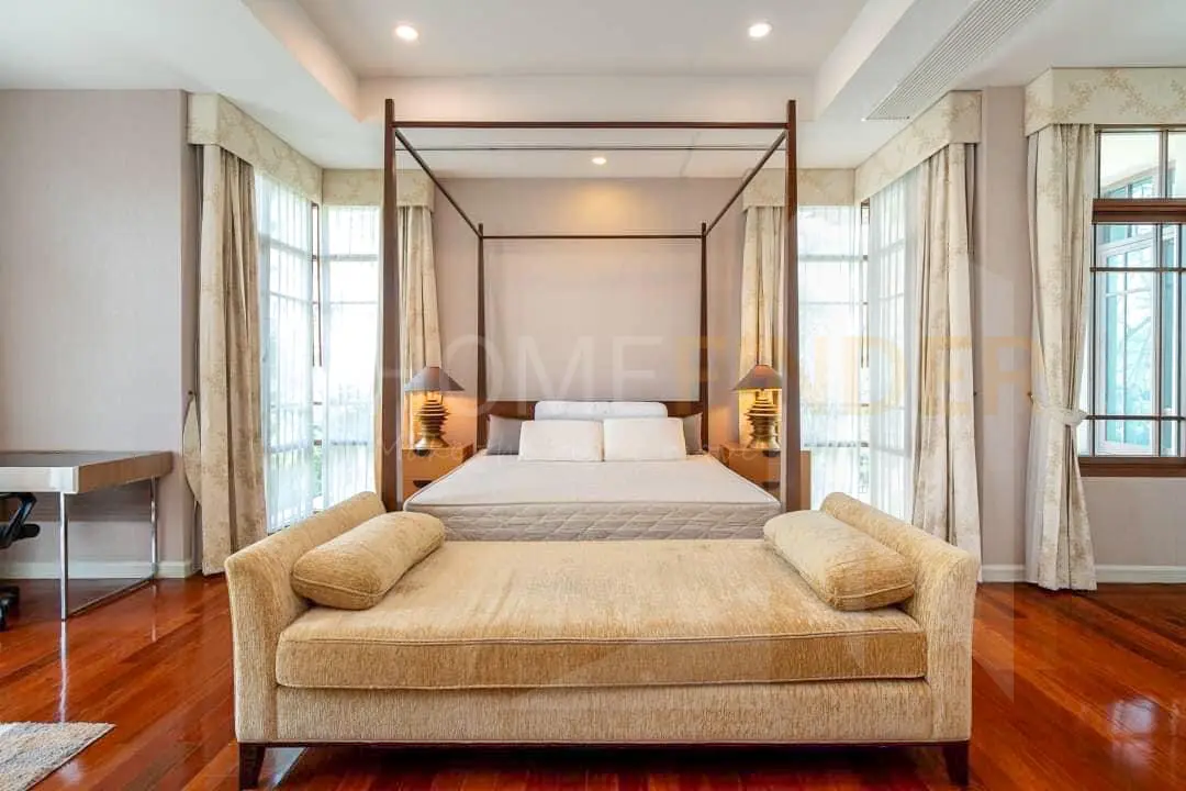 picture Super Luxury house Prime Sukhumvit 67 1 bedroom, for rent - 3/15