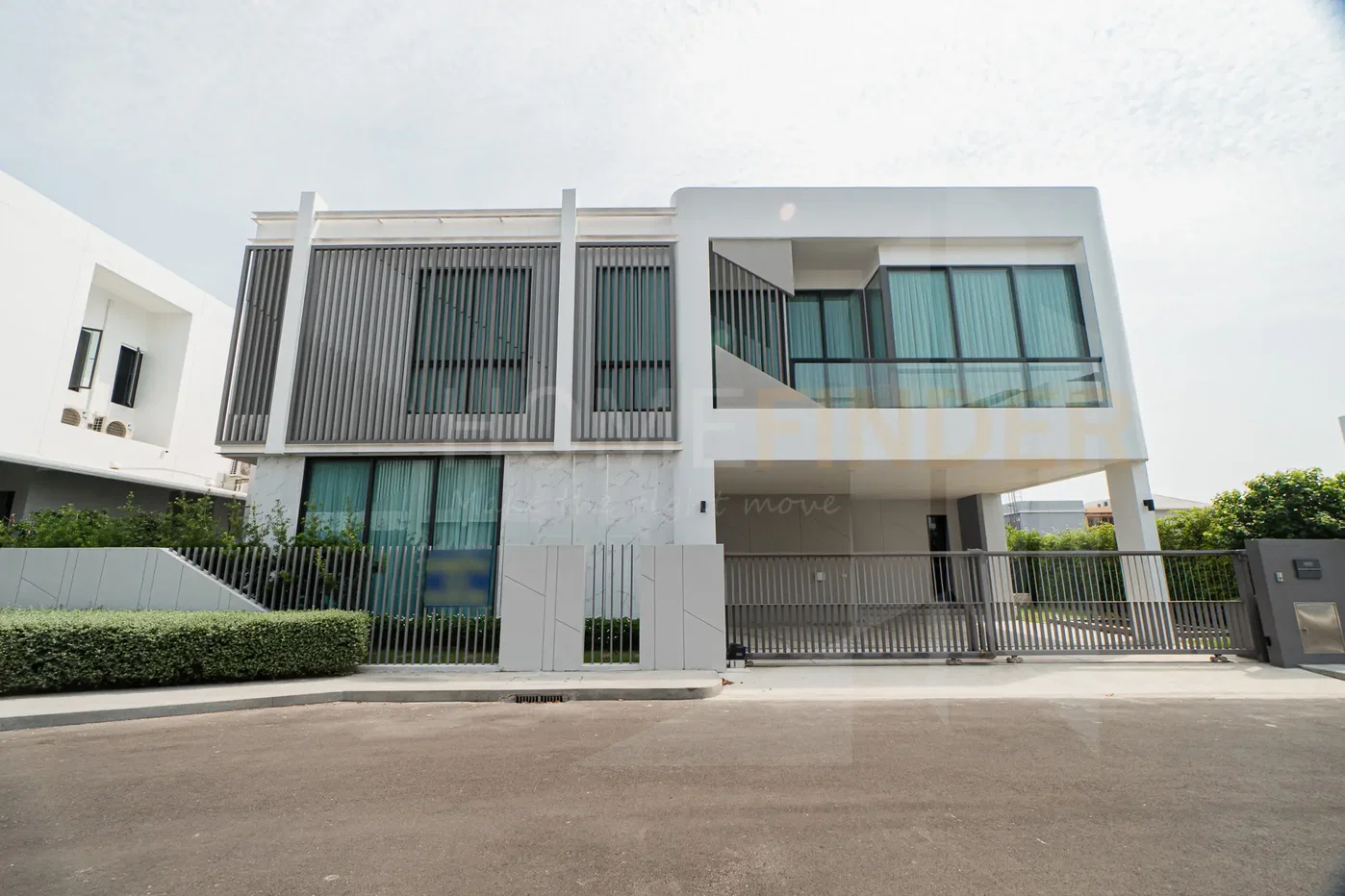 รูป Artique Ramkhamhaeng 5 bedrooms, for sale - รูปที่ 1/12