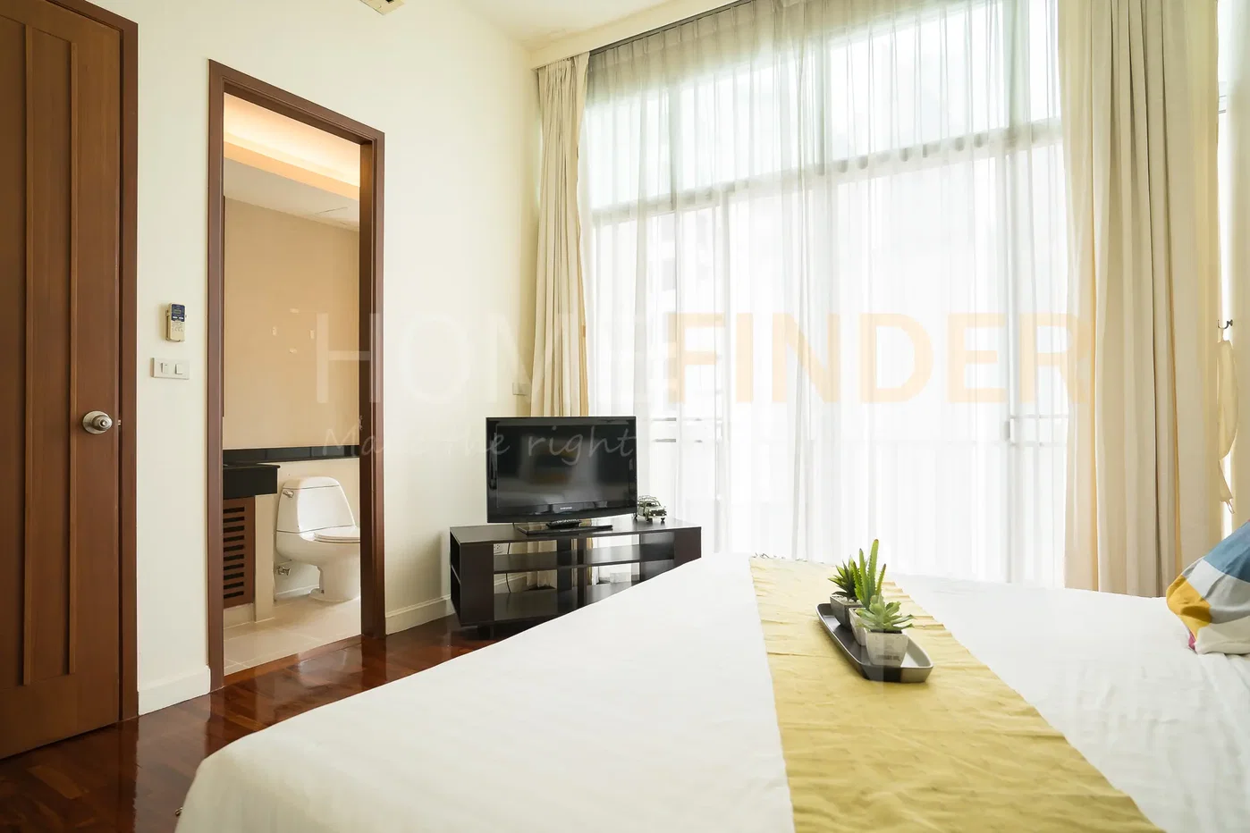 รูป Sathorn Gallery Residences 4 bedrooms, for rent - รูปที่ 14/23