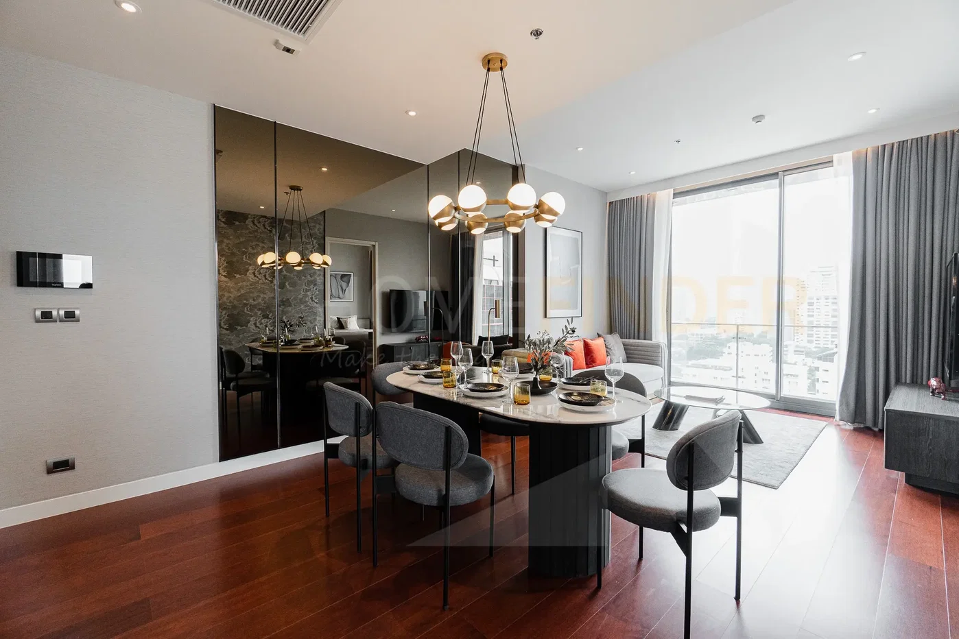 picture KHUN by YOO inspired by Starck 2 bedrooms, for rent - 4/11