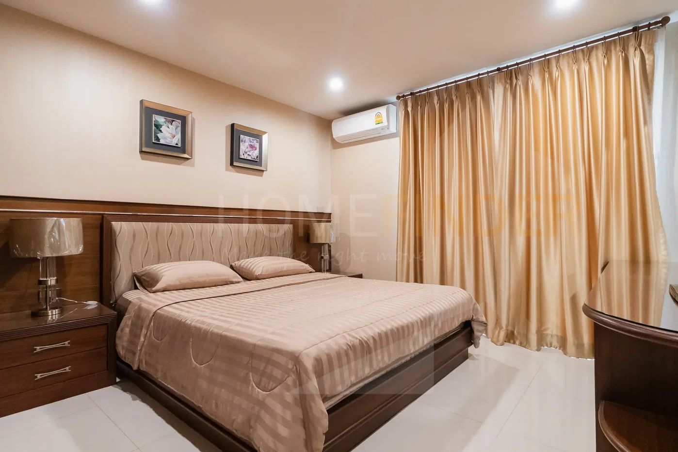 picture Baan Suanpetch condominium 3 bedrooms, for rent - 8/17