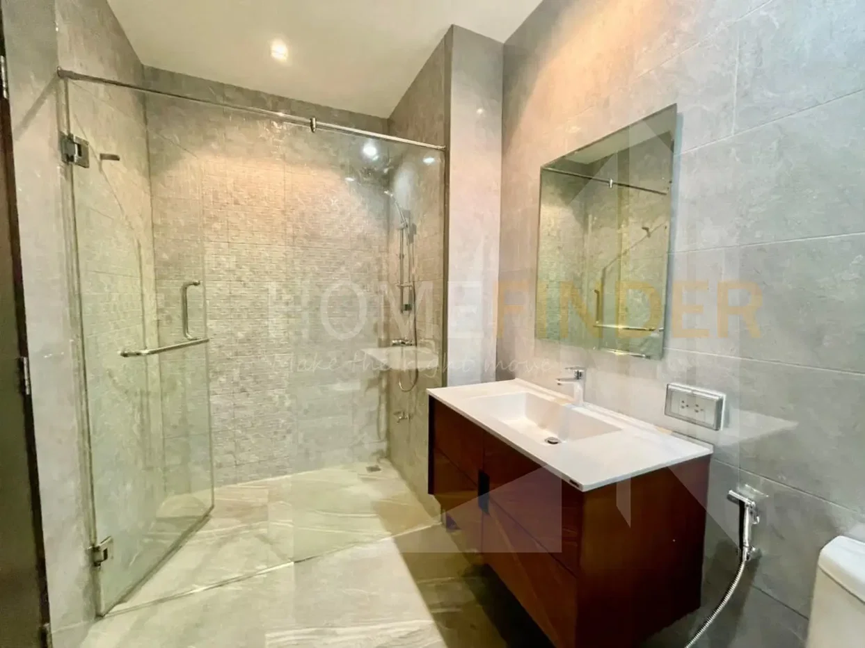 picture The Madison 3 bedrooms, for rent - 7/8