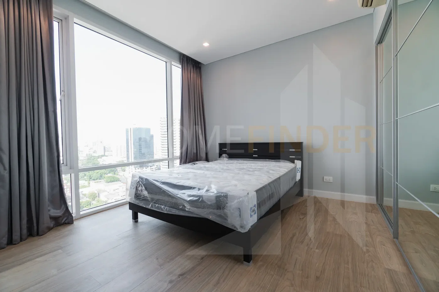 picture Fullerton 3 bedrooms, for rent - 14/25