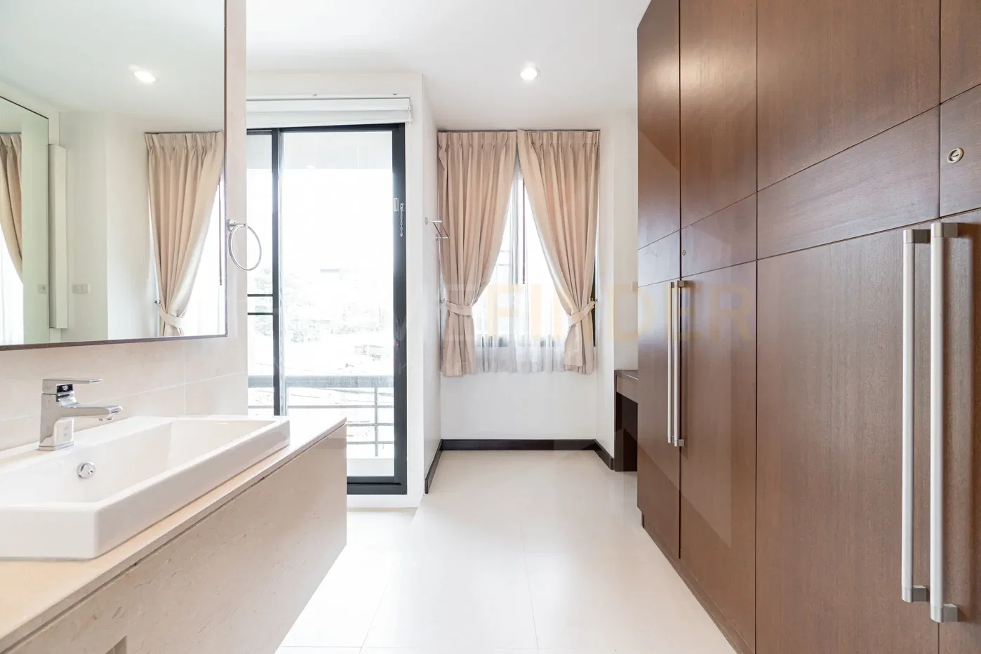รูป Willow Sukhumvit 49 - Large house near Bumrungrad Hospital, Thonglor Bangkok 4 bedrooms, for rent - รูปที่ 6/19