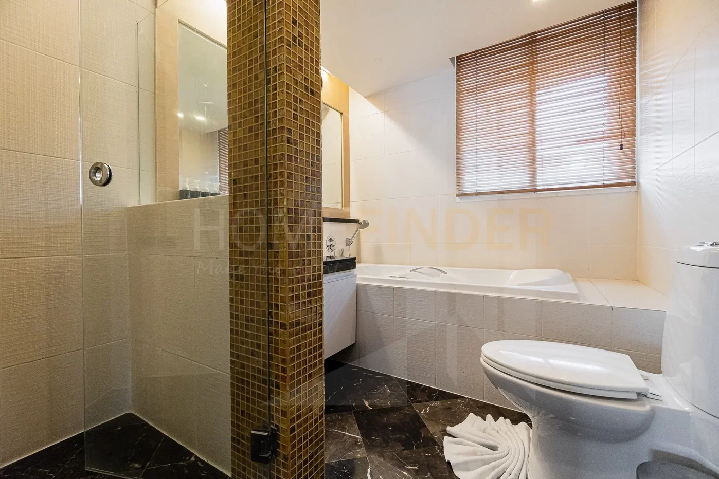 รูป Urbana Langsuan (Premier) 3 bedrooms, for rent - รูปที่ 8/10