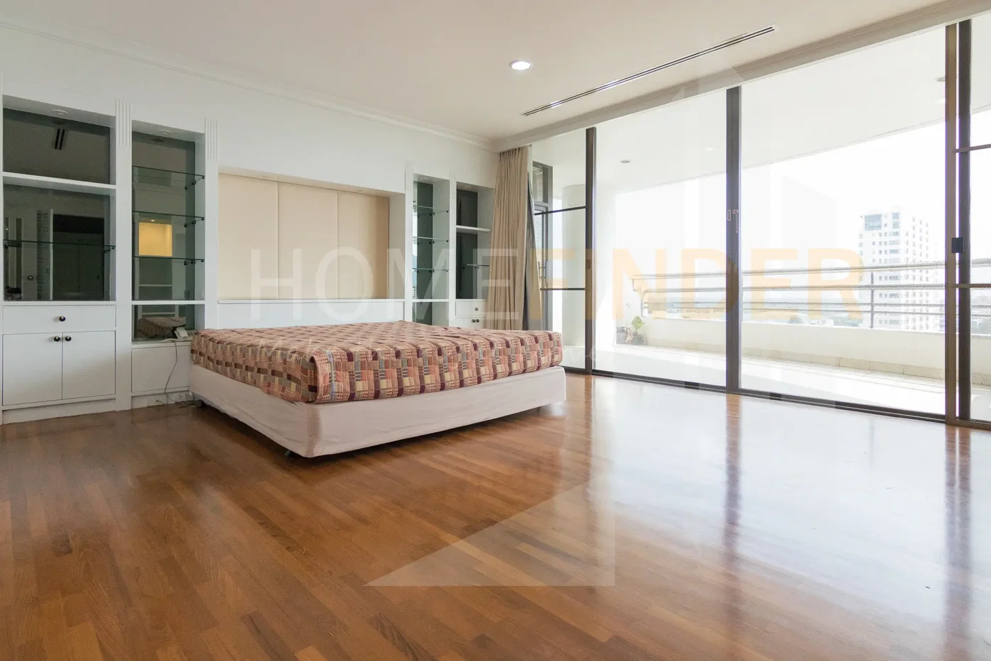 รูป Baan Yen Akard Condominium 3 bedrooms, for rent - รูปที่ 2/18