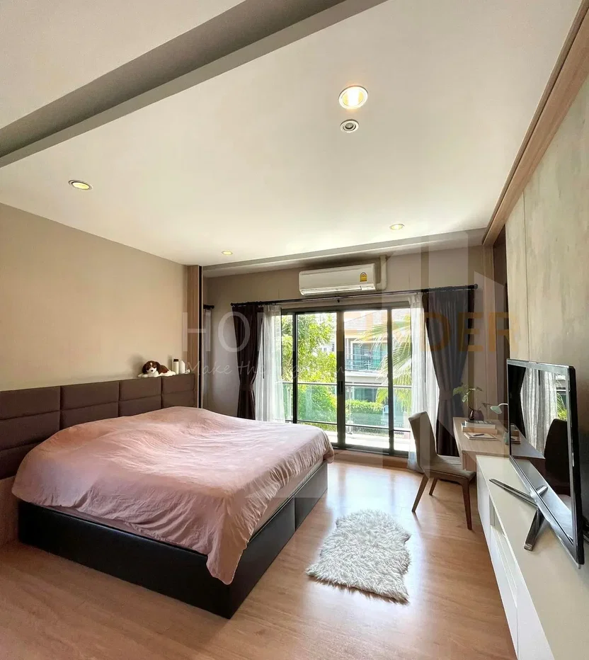 รูป The Palm Pattanakarn 4 bedrooms, for rent - รูปที่ 6/10