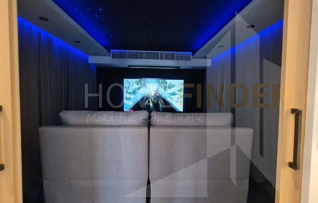 picture Penthouse Condominium 3 3 bedrooms, for rent - 6/8