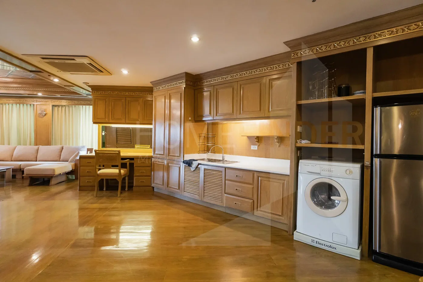 picture Crystal Garden condominium 4 bedrooms, for rent - 7/20
