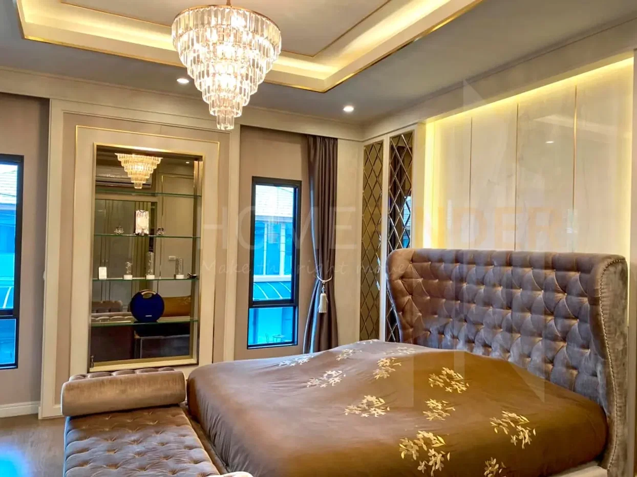 picture Burasiri Pattanakarn 5 bedrooms, for sale - 3/7