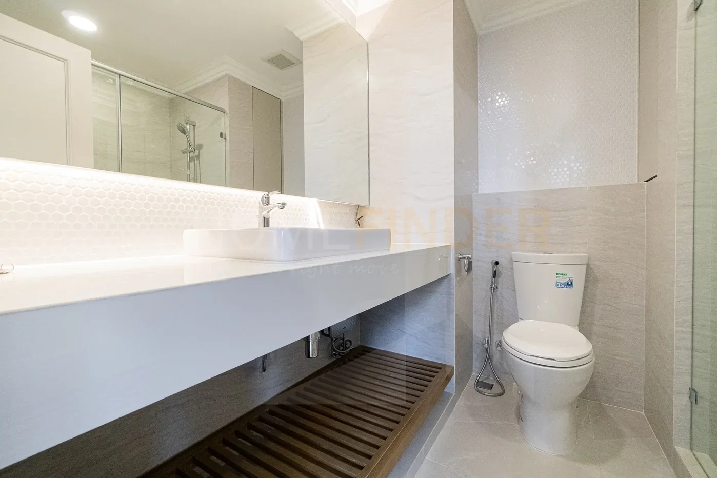 picture New House Condominium 3 bedrooms, for rent - 10/14