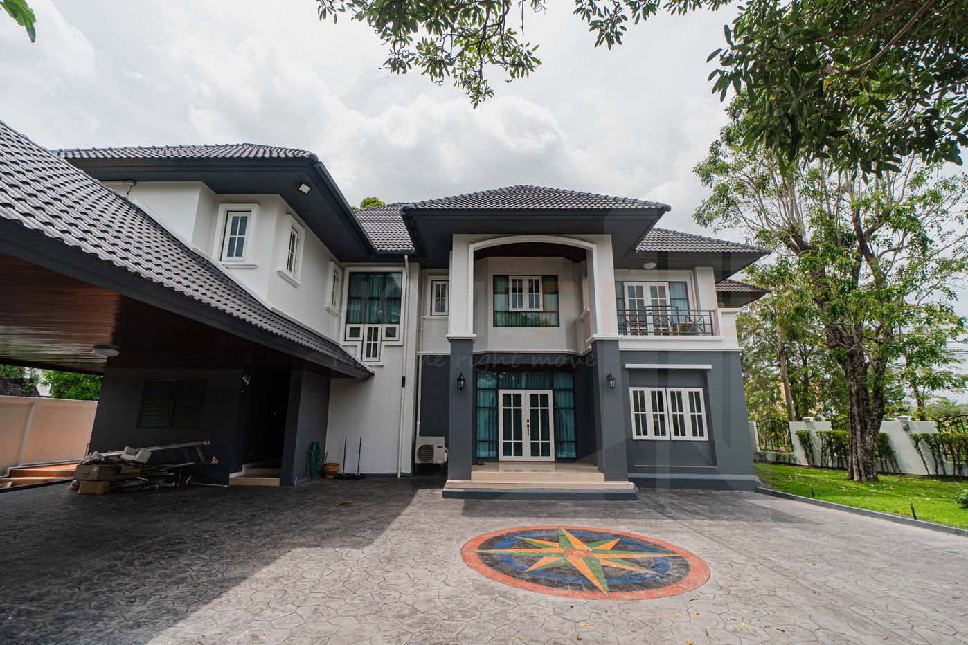 picture Windmill Park 5 bedrooms, for sale - 2/20