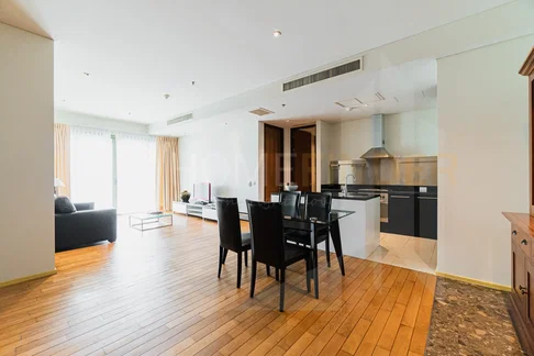 The Lakes 2 bedrooms, for rent