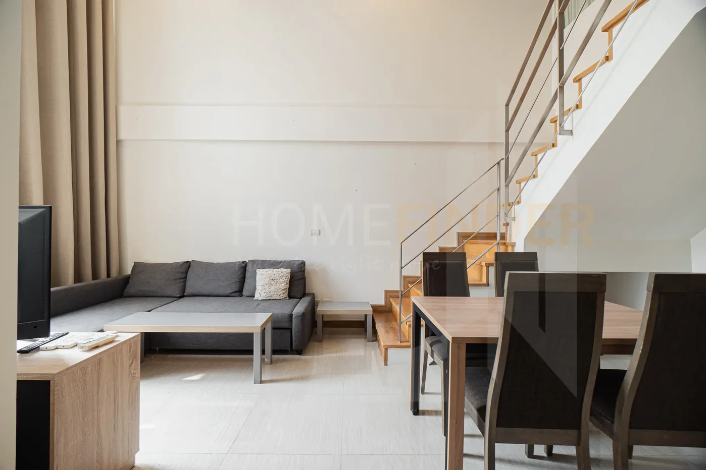 picture Downtown 49 3 bedrooms, for sale - 1/9