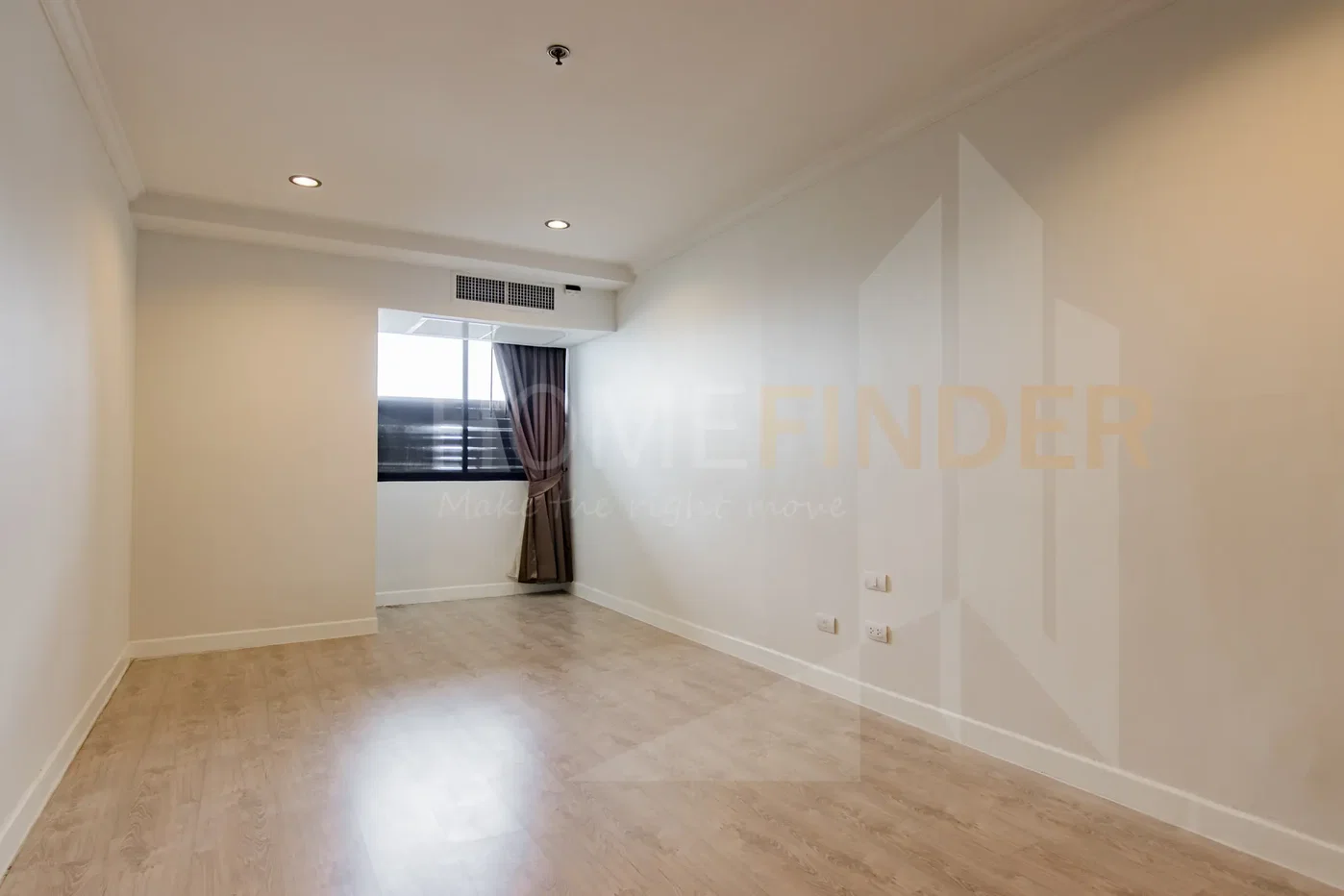 picture Lake Green 2 bedrooms, for rent - 6/13