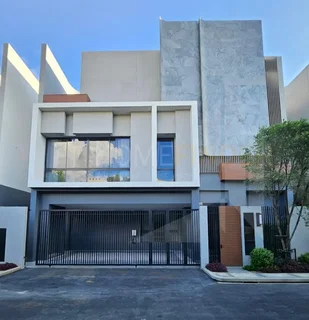 รูปภาพ BUGAAN KRUNGTHEP KREETHA 4 bedrooms, for rent