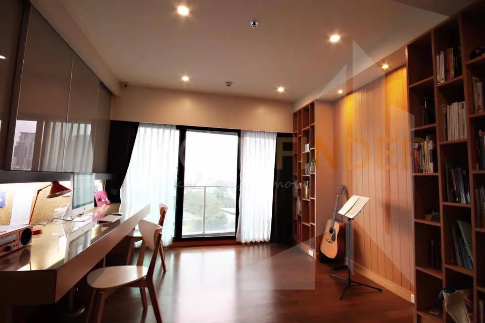 picture Noble Remix 2 bedrooms, for rent - 10/17