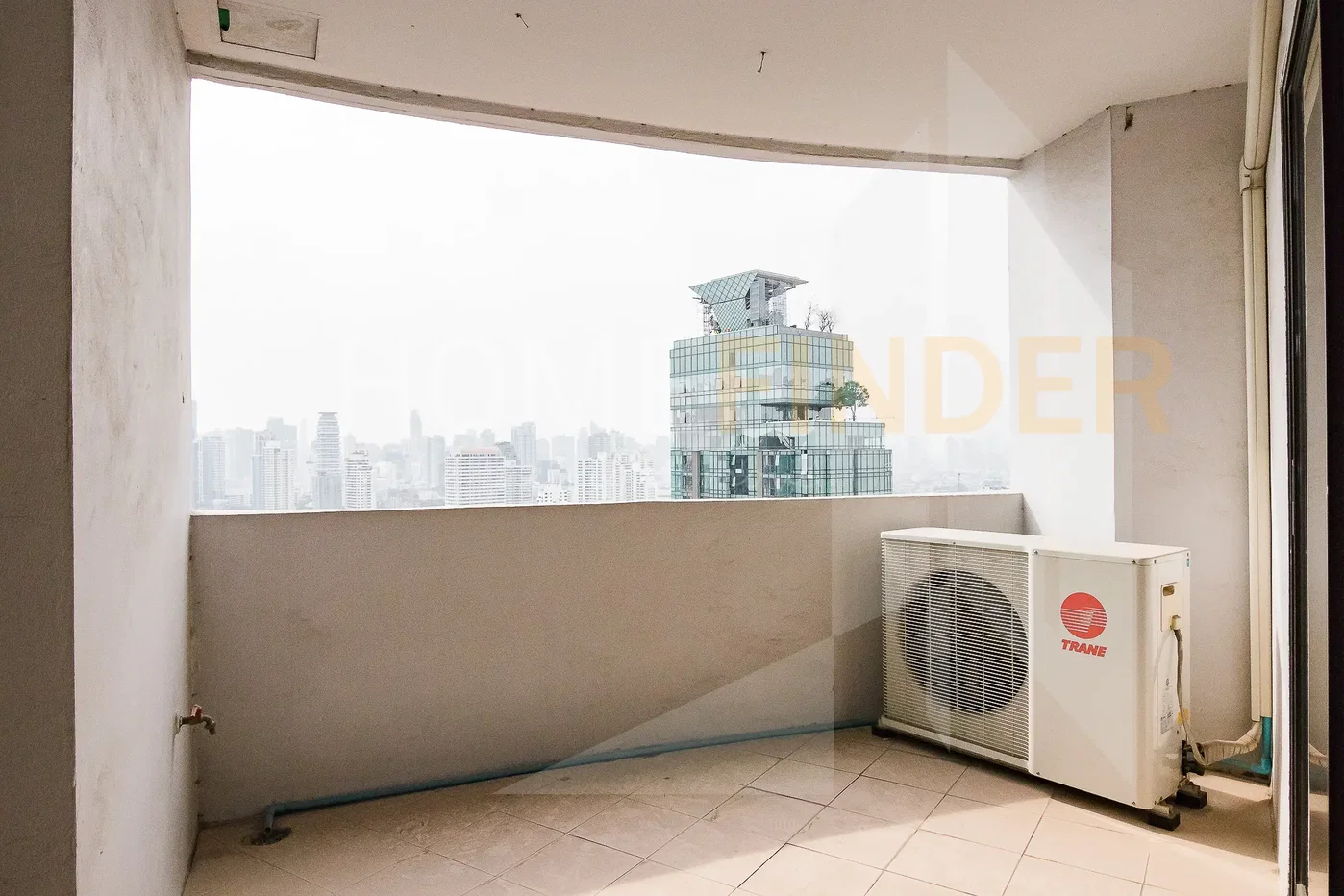 picture Fifty Fifth Tower 3 bedrooms, for rent - 17/18