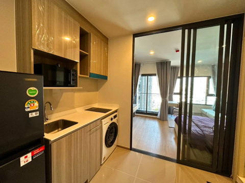 สตูดิโอ | 1 ห้องน้ำ | MRT Queen Sirikit National Convention Centre | 27 ตร.ม. | 20,000 บาท/เดือน | ชั้น 15 — Life RAMA4 กรุงเทพฯ