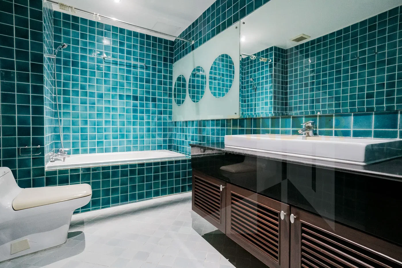picture Baan Klang Krung Thonglor 4 bedrooms, for rent - 36/42