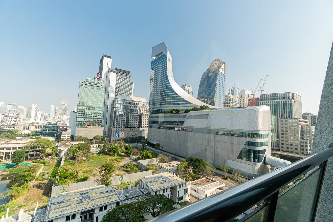 picture New House Condominium 3 bedrooms, for rent - 14/14