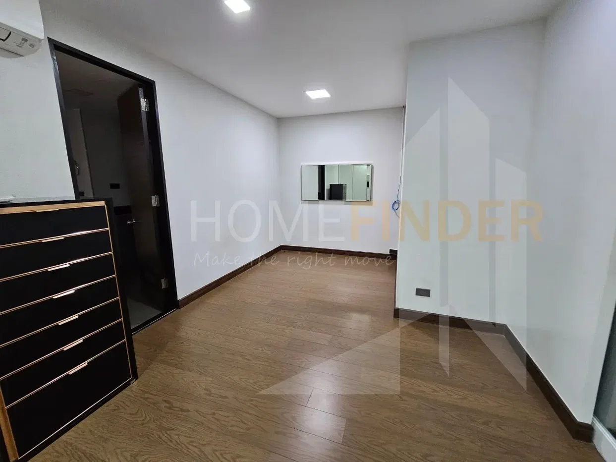picture Avenue 61 2 bedrooms, for rent - 7/10