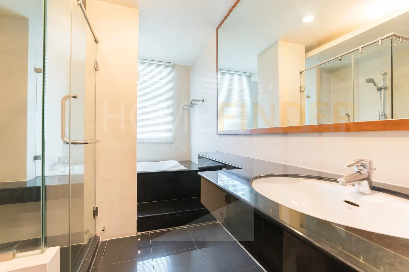 รูป Sathorn Gallery Residences 3 bedrooms, for rent - รูปที่ 14/17