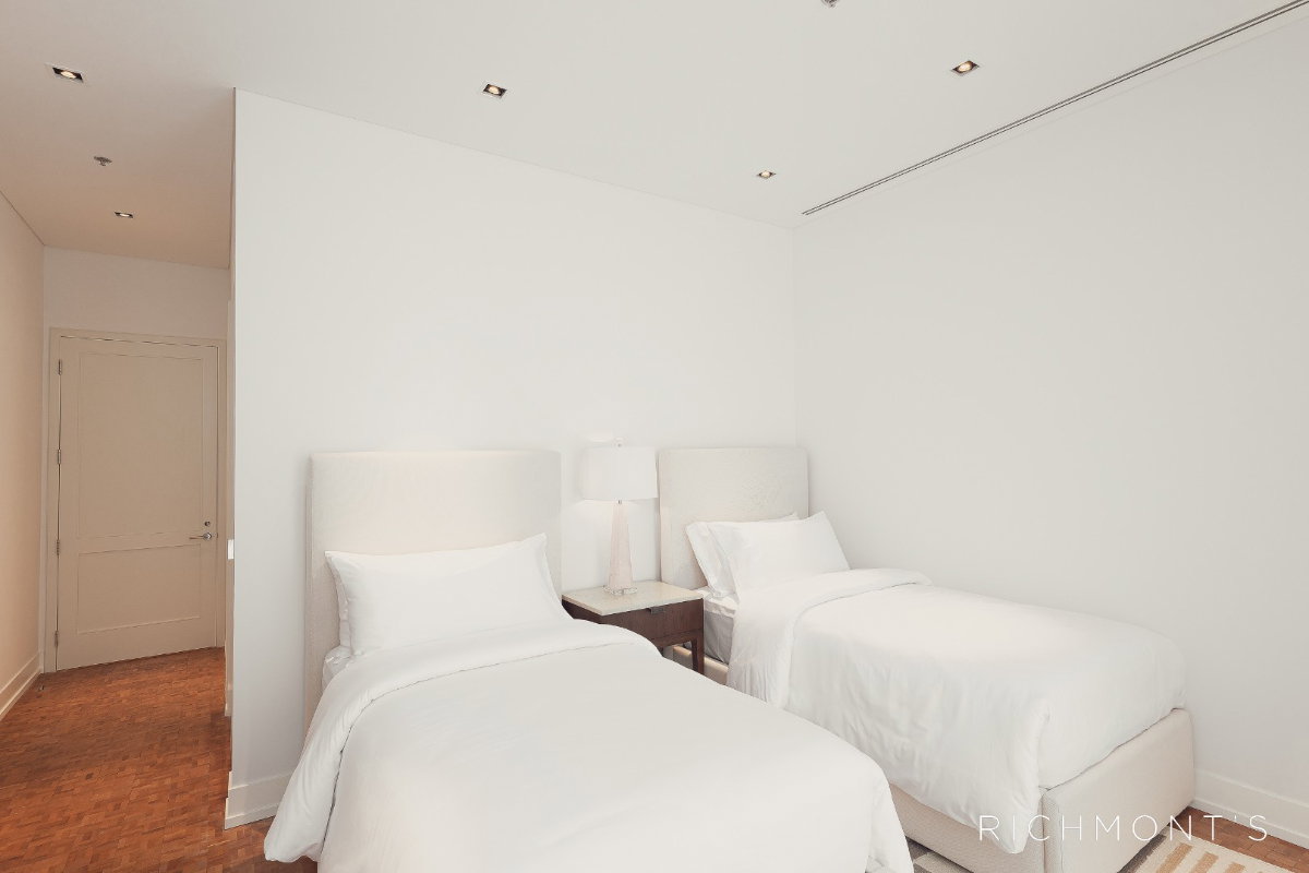 รูป The Ritz Carlton Residences Bangkok, Large 3-Bedroom - รูปที่ 10/15