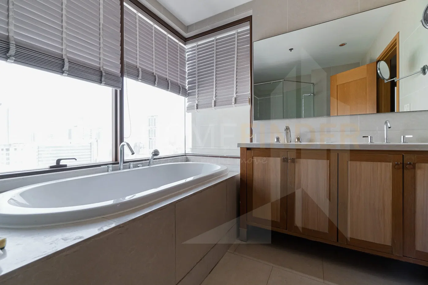 รูป The Emporio Place 2 bedrooms, for sale - รูปที่ 6/8