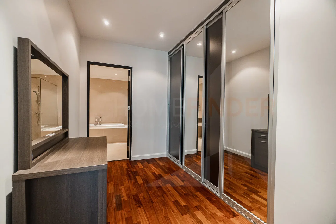 รูป The Cadogan Private Residence 3 bedrooms, for rent - รูปที่ 9/15