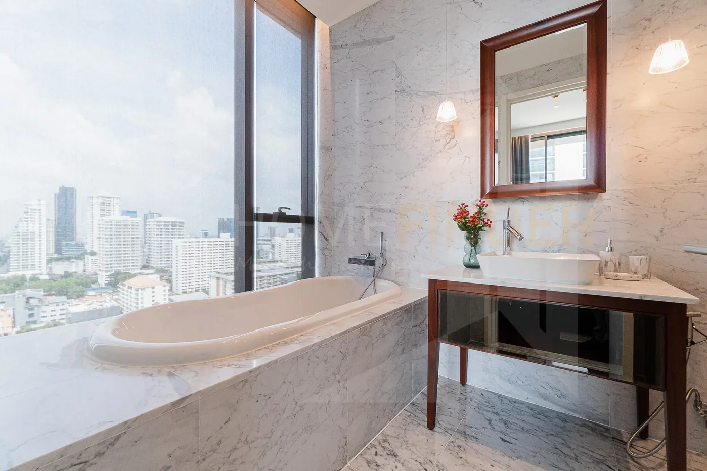 picture KHUN by YOO inspired by Starck 2 bedrooms, for rent - 8/11